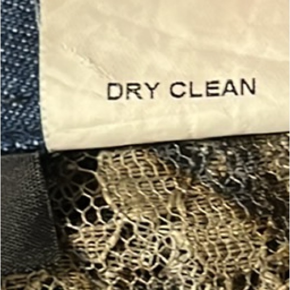 What’s Hot, Collar, Button Down, Long Sleeve Top, Multi, Size Medium - Picture 8 of 8